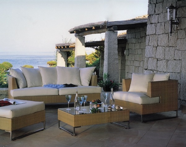 Dizajnový sortiment ratanových kresiel skupiny čalúnenia biela