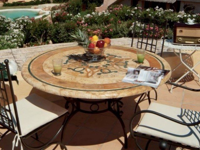 záhradný stôl okrúhly dizajn čerstvej misy ovocná záhrada