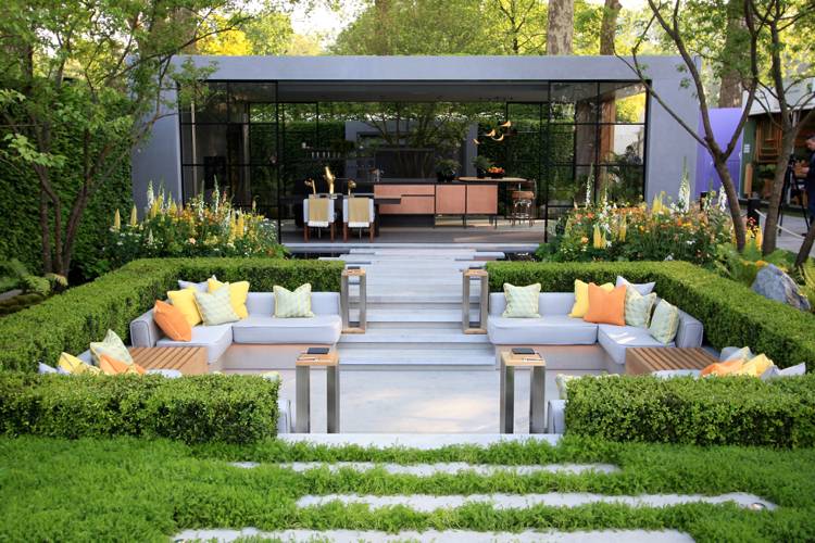 Záhradné trendy 2018 nábytok terasa farba žltá