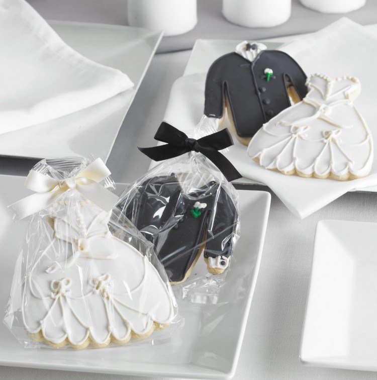 láskavosti-svadobné-jedlé-cookies-nevesta-ženích