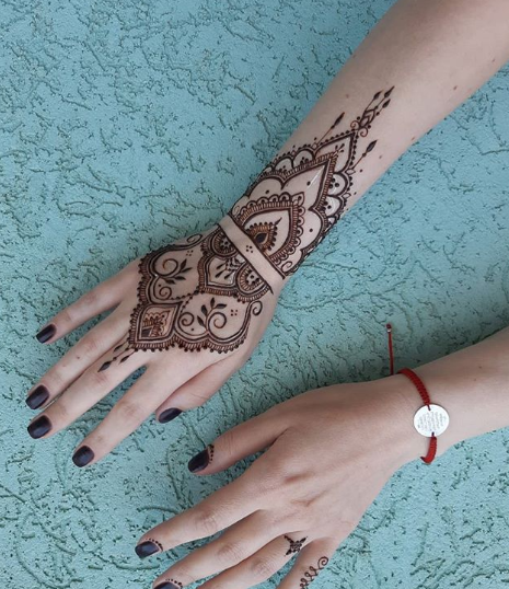 Hvor får man en henna -tatovering - foto 5