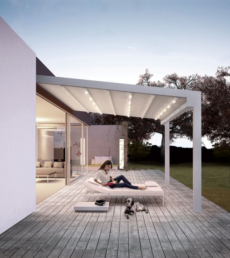 krásna konštrukcia od Gennius s integrovaným LED osvetlením materiály-terasa-strešná krytina-pevná konštrukcia-kovové-osvetlenie-led-lehátko-žena-pes-genius