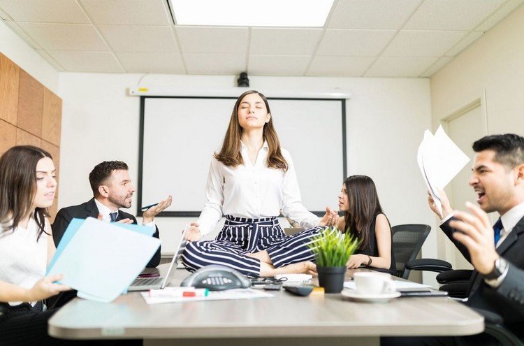 vnútorný pokoj a relaxáciu prostredníctvom meditatívnych techník