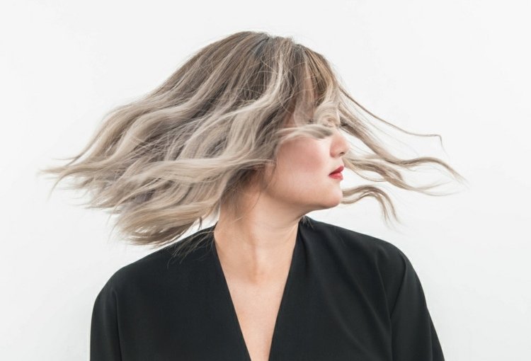 Odstráňte žltý nádych purpurový šampón blond tipy na starostlivosť o vlasy krátke vlasy balayage