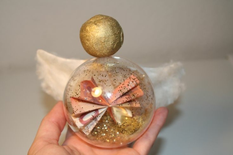 peňažné darčeky na vianočné čačky anjel zlaté krídlo