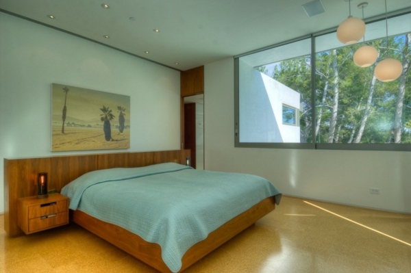 spálňa s dreveným obkladom spálňa s dreveným obkladom