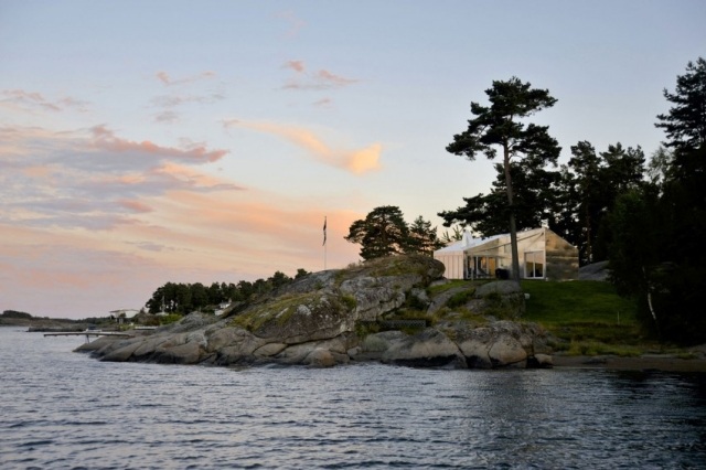 pobrežný dom s hliníkovým obkladom-okno-fasáda-pohľad