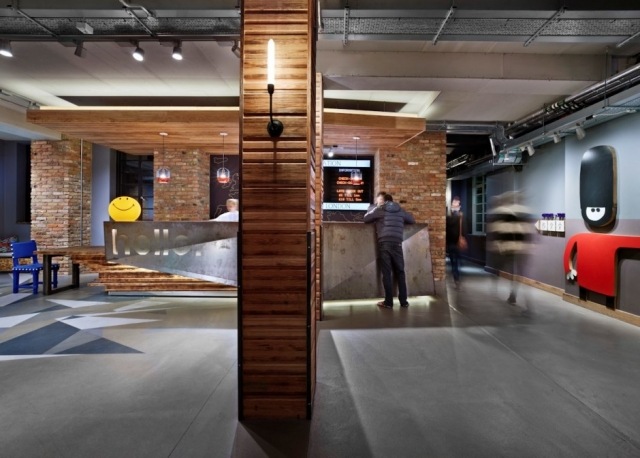 generátor londýnsky hostel nový vzhľad designová agentúra recepcia generátor rekonštrukcia Londýna nový vzhľad design recepcia recepcia