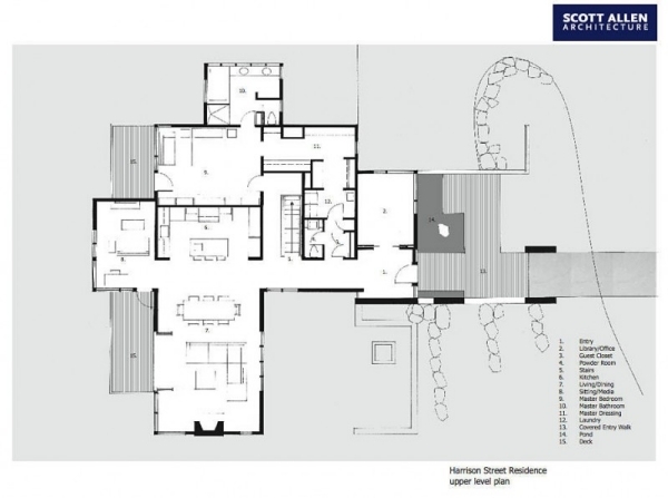 dom s veľkými oknami v severozápadnom pacifickom druhom poschodí