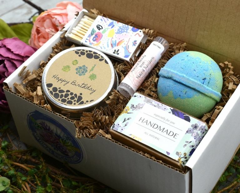 Darčekové krabičky nápady obsahu priateľky elegantné balenie darčekov