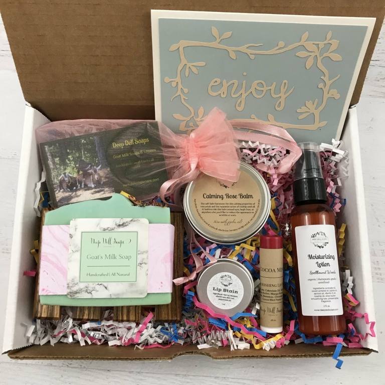 Darčekový balíček nápady pre priateľky darčeky vtipné návody na balenie