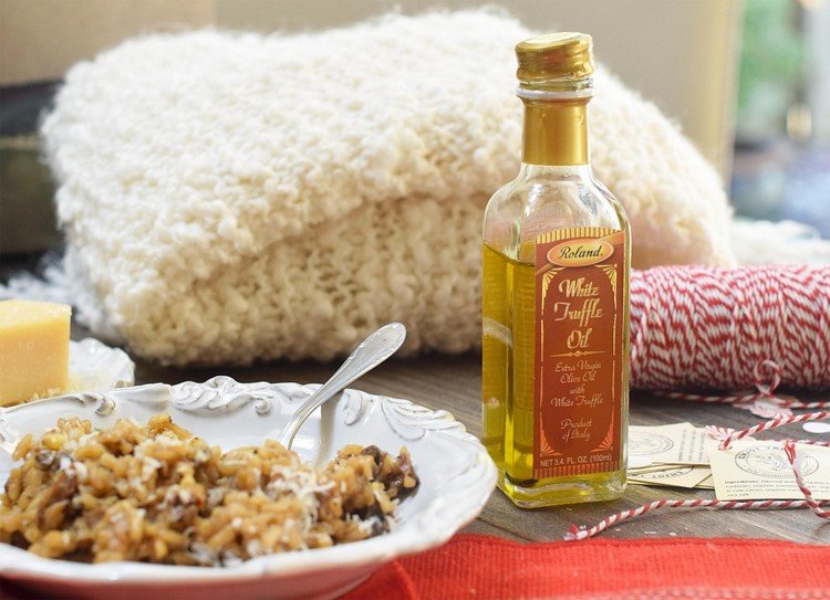 Recept na ryžu v nádobe so sušenými hubami a návodom na vrstvenie