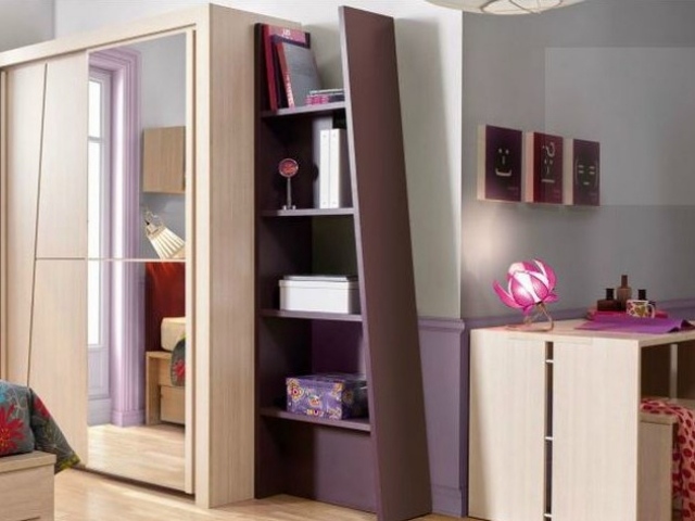 Šatníkový systém so zásuvkami-zrkadlové dvere-otvorené police na knihy Šatníkové systémy-napoly otvorené knižnice-zrkadlové dvere-CAMEO
