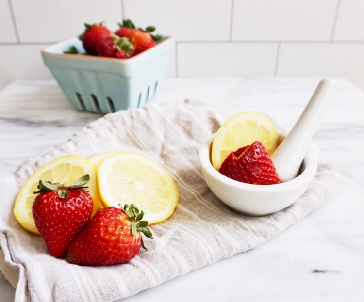 Pleťová maska na leto urobte si starostlivosť o tvár po spálení od slnka