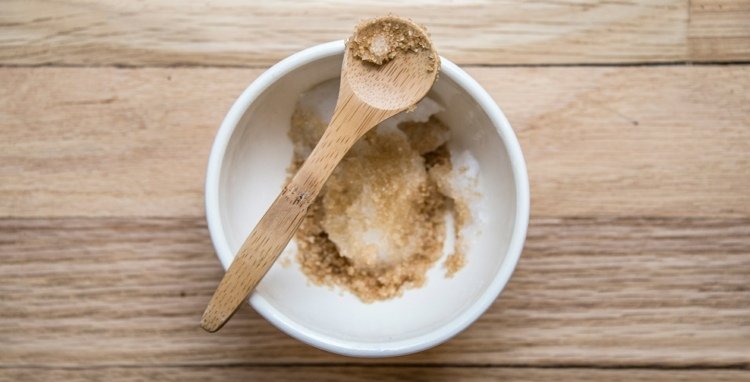 Vlastné recepty na dokonalú starostlivosť o tvár Do-it-yourself-face-peeling-diy-beauty-recept-starostlivosť o pleť