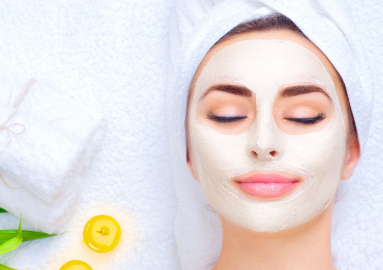 Podľa pokynov si vyrobte látkové masky na starostlivosť o tvár