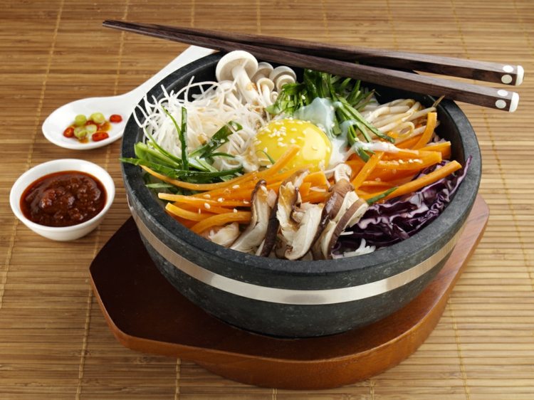 Chutné a zdravé jedlo pre vegetariánov Zdravá miska z lávového kameňa rýchla príprava