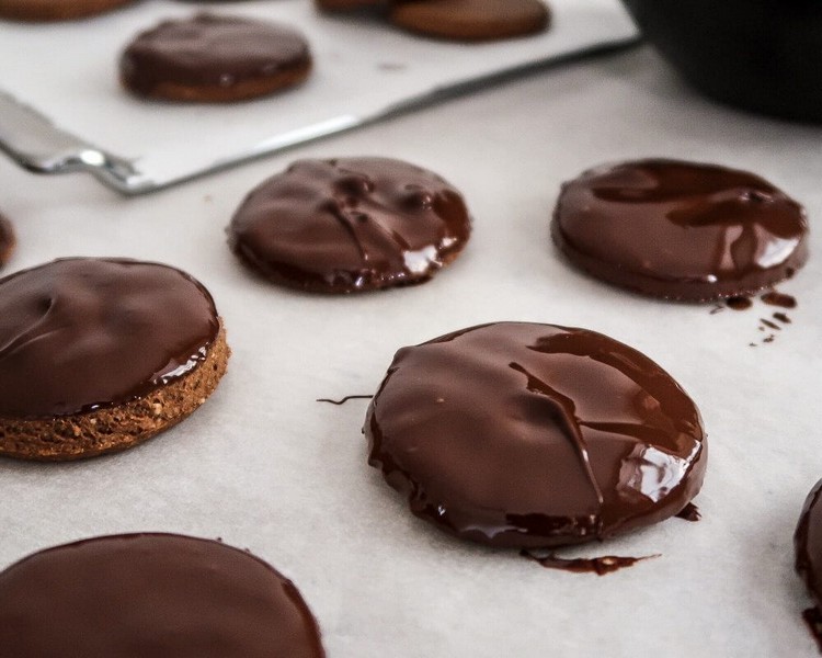 Zdravý vianočný koláč s nízkokalorickým receptom na perník