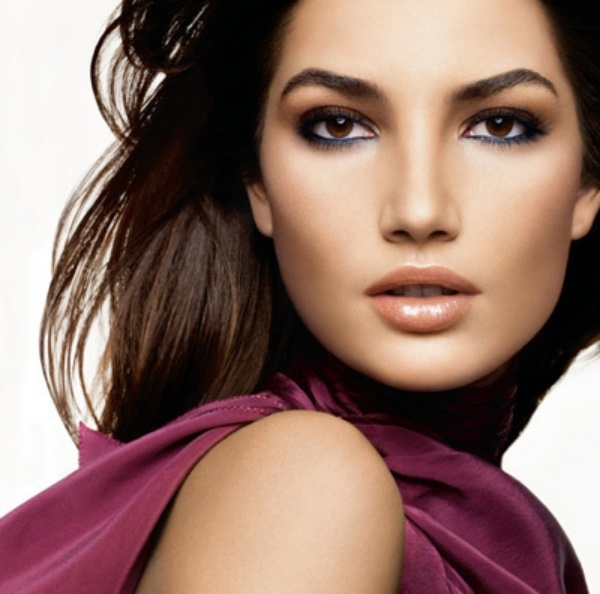 tipy na líčenie hnedých očí-leto