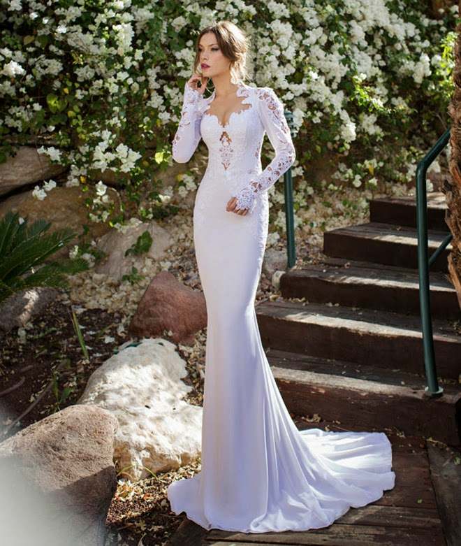 Dizajnér-svadobné šaty-Julie-Vino-svadobné-šaty-bodycon-kefa-vlak