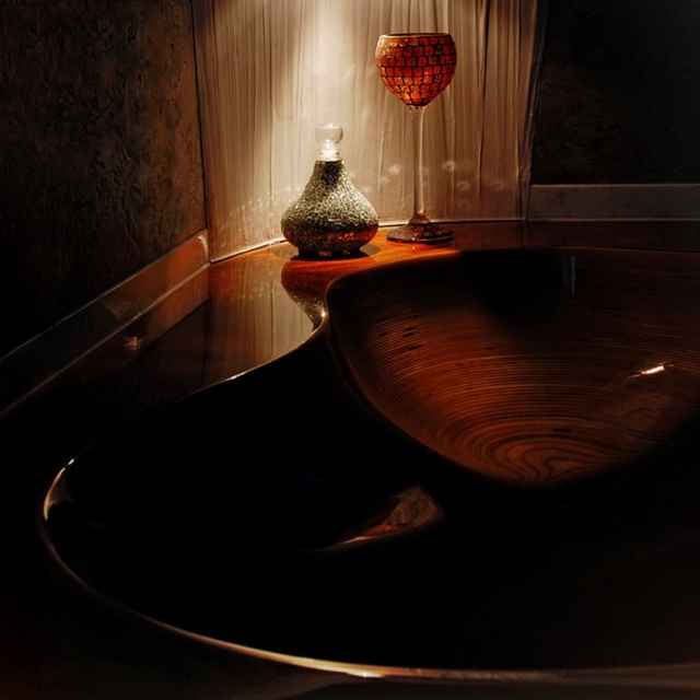 Dizajnové nápady zahrnujú moderného dizajnéra kúpeľňového nábytku Taliansko