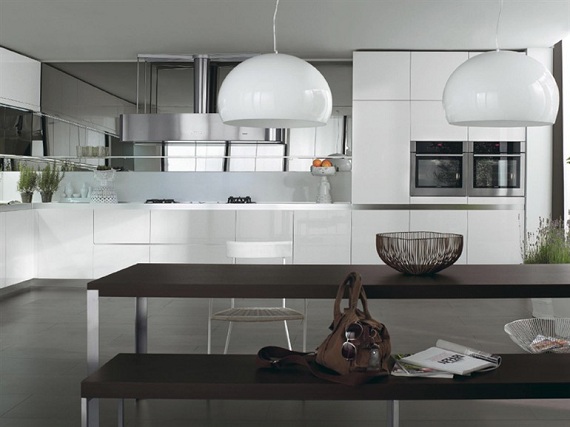 biele kuchynské skrinky kuchynská lavica tmavé drevo biele-kuchynské-skrinky-kuchynská-lavica-tmavé-drevo