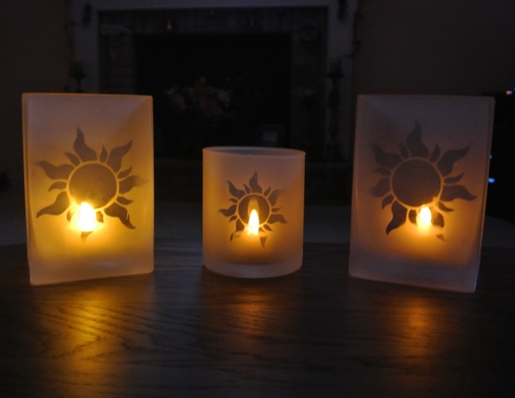 sklenený držiak na čajovú sviečku-slnečná šablóna-rapunzel-disney