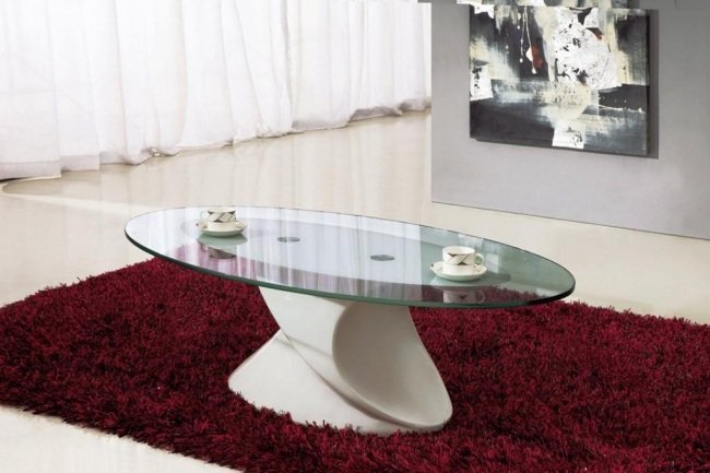 Athena sklenený konferenčný stolík oválneho tvaru vínovo červený koberec