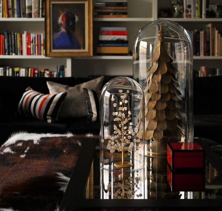 ozdobné jedle vyrobené z mosadze vo vintage vzhľade sklenený zvonček-ozdobiť-vianoce-jedle-kov-vinobranie-vzhľad