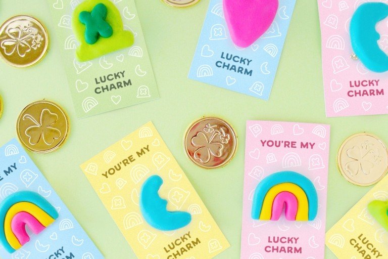 Šťastné kúzla robia nápady s modelovaním hliny s deťmi na základnej škole