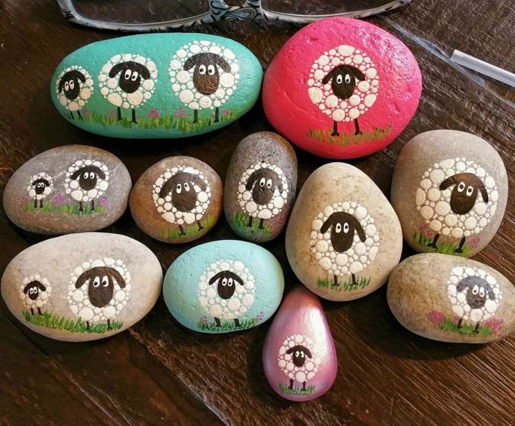 Na ovčiu vlnu namaľujte šťastné kamene milými ovečkami z bodiek