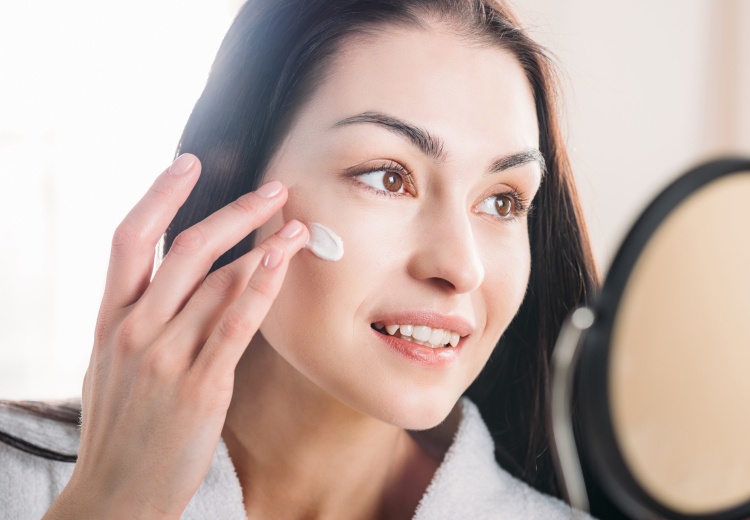 Naneste peelingový krém s kyselinou glykolovou