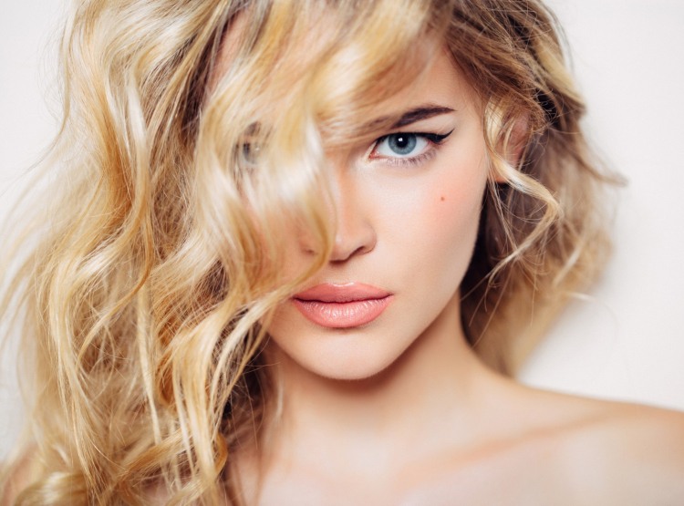 Peeling s kyselinou glykolovou zlepšuje pleť