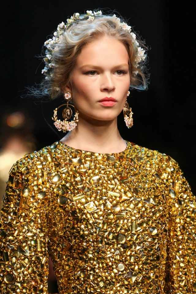 2014-Dolce-Gabbana-fashion-trendy-zlato