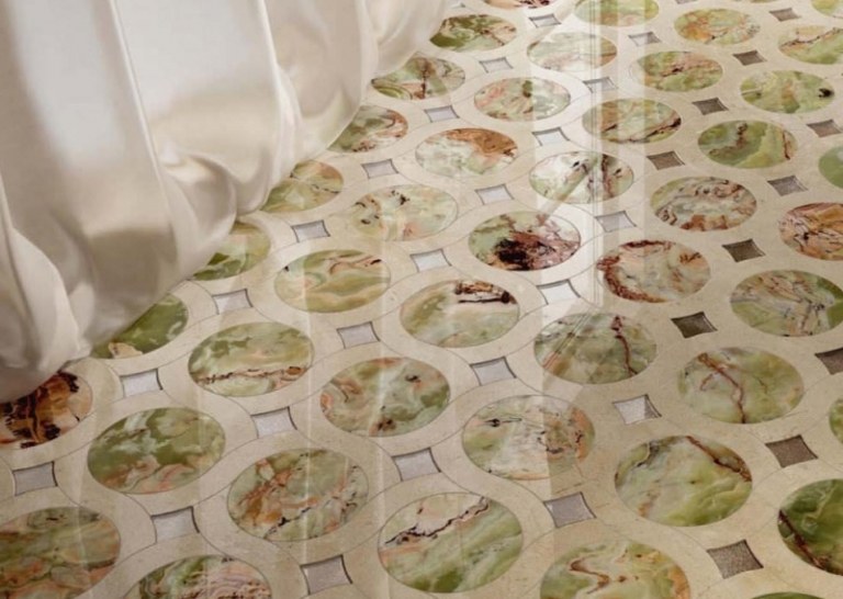 Zelená-dlažba-kruhová-kúpeľňa-dizajn