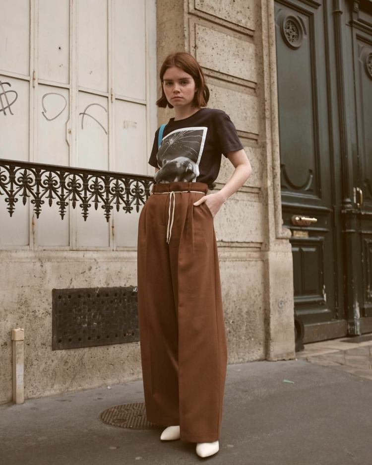 Čipky opasok nápady široké nohavice oblek zimné módne trendy ženy