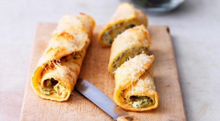 výdatná plnka-palacinka-palacinka-bylinkový tvaroh-syr-zeleninový-špenát