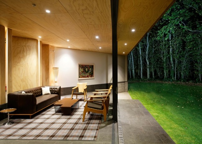 Sklenené posuvné dvere do obývačky Kariérový koberec na trávnikovú podlahu