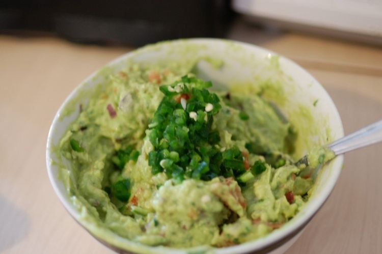 Guacamole-avokádo-dip-zelenina-krok-8
