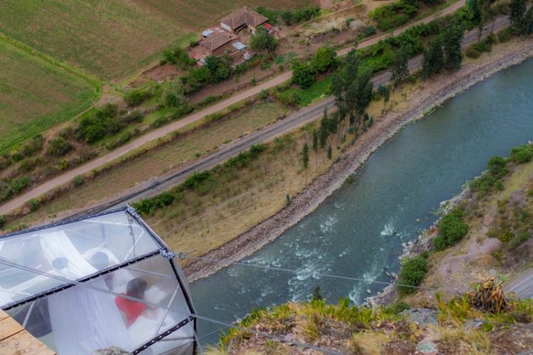 Spite dobre-rieka-extrémna-nadmorská výška-hory-skaly-tobolka-view