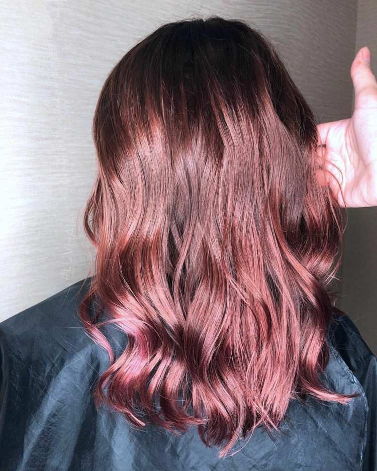 Rose hnedé vlasy balayage urob si sám návod vlasové trendy účes nápady krátke vlasy