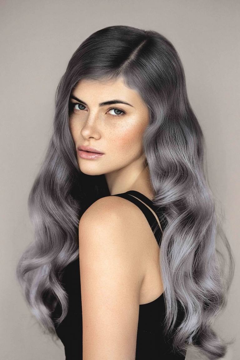 Vlasy strieborná farba hnedá farba vlasov balayage sivé vlasy trendy ženy