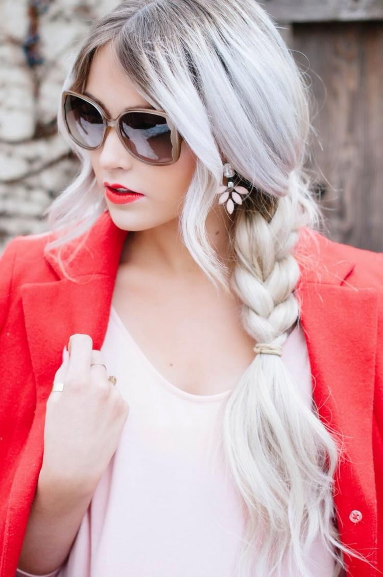 farba vlasov-strieborná-blond-ombre-dlhá-vlasová-tmavá-vrkoč-popol-blond-biela-blond-bunda-žiarivé červené slnečné okuliare