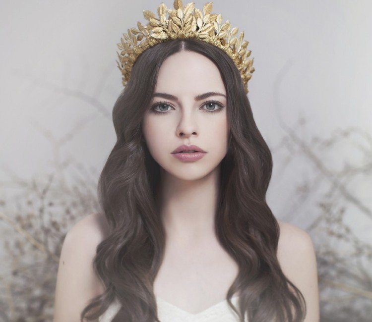 vlasové doplnky-svadobné-vlasové doplnky-čelenky-kráľovské-zlaté-listy