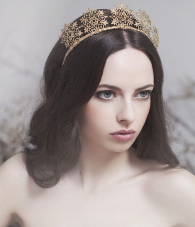 vlasové doplnky-svadobné-vlasové doplnky-čelenky-zlaté-filigránové-ozdoby-romantické