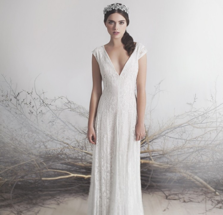 Doplnky do vlasov na svadbu -vlasové doplnky-klasika-svadobné šaty-čipka-jednoduchá-čelenka-strieborná