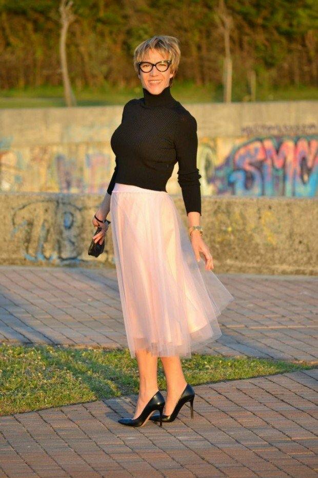 Ružová sukňa v kombinácii s rolákovým svetrom rock voľná ružová košeľa s dlhým rukávom pre ženy