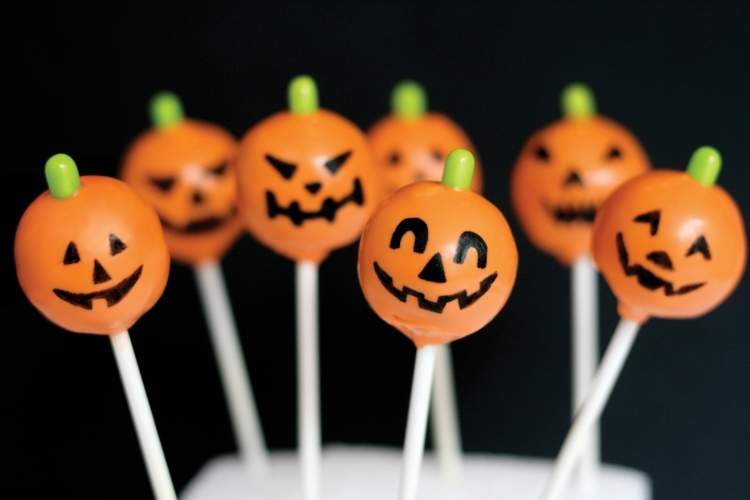 halloween-torta-pops-inspiracia-kurbis-tvary-dekoracia-dezert