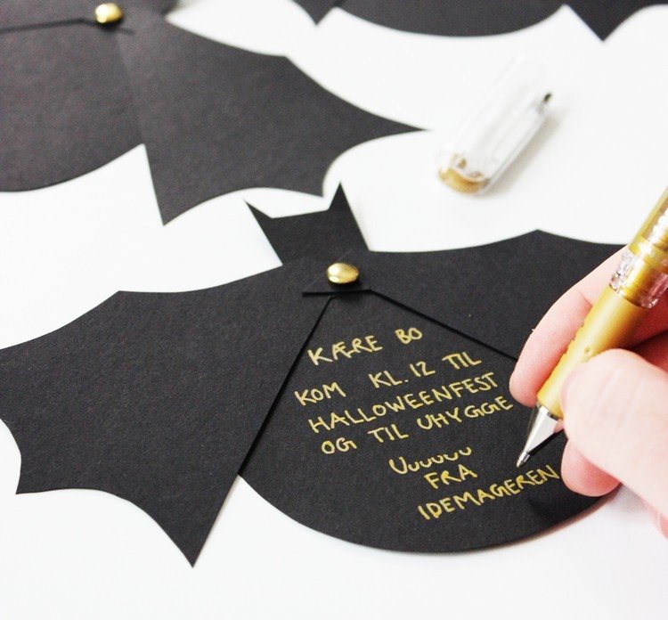 Pozvánka na Halloween tinker-bat-wings-pozvánka-text-písať