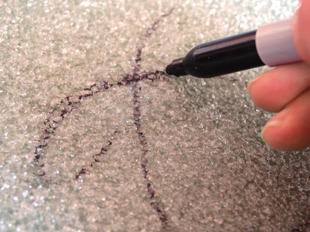 Halloween-záhradná dekorácia-urob si sám-polystyrén-náhrobné kamene-kresba